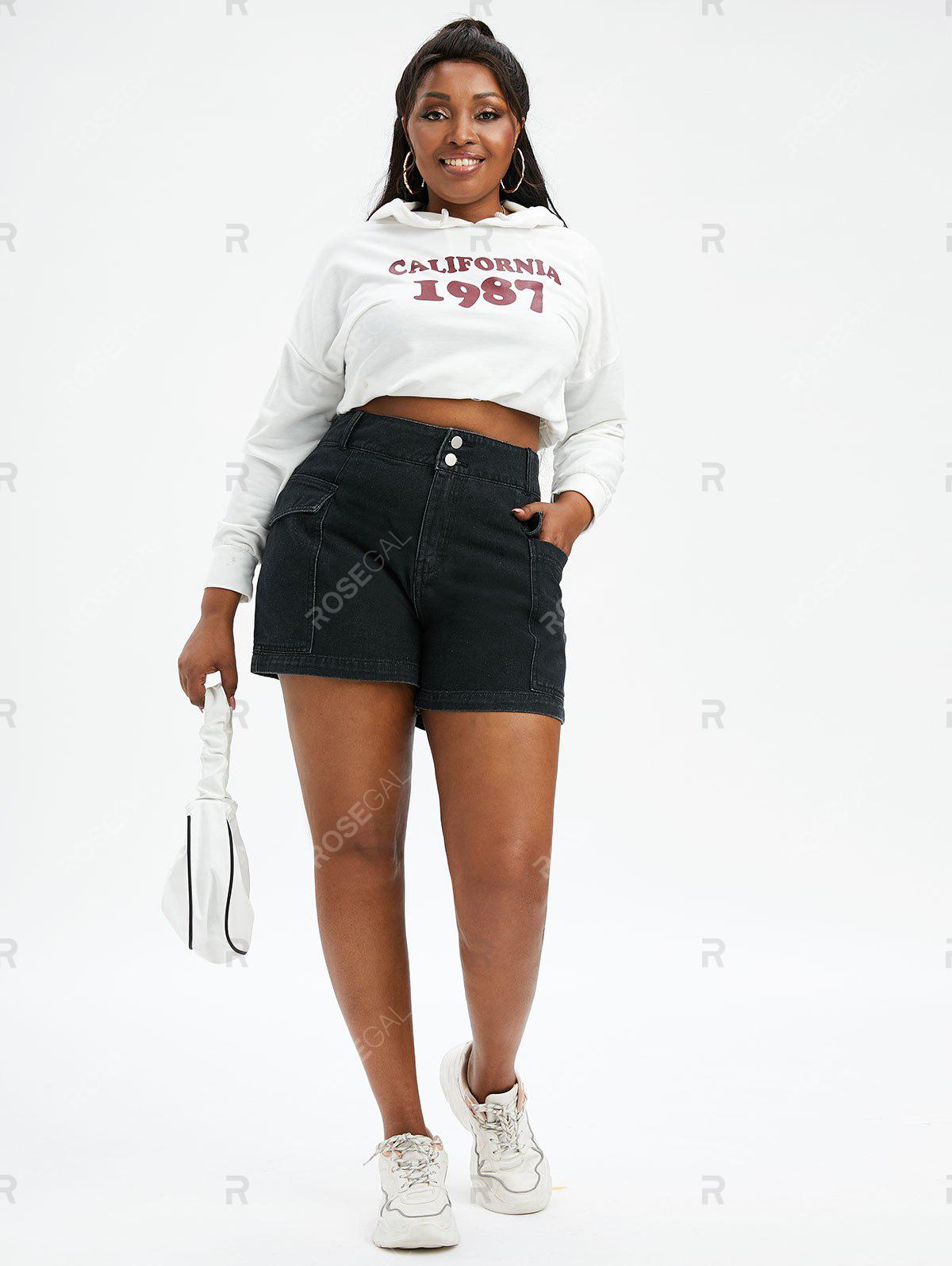 Plus Size & Curve Flap Pockets Denim Cargo Shorts