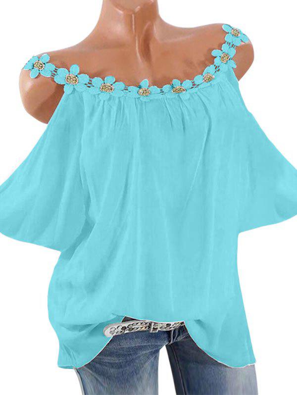 Plus Size & Curve Flower Applique Cold Shoulder Tee