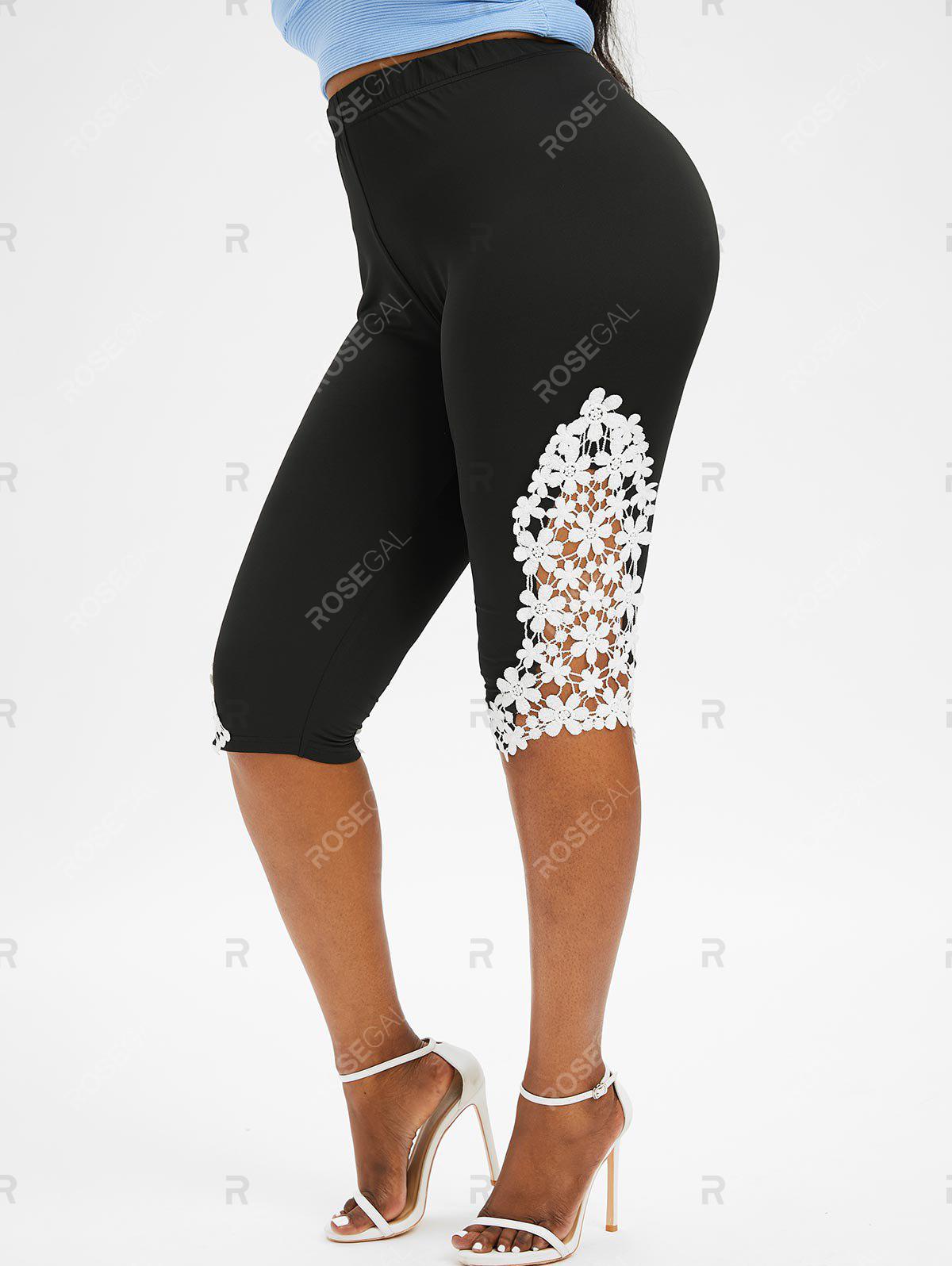 Plus Size Flower Lace Insert Skinny Capri Leggings