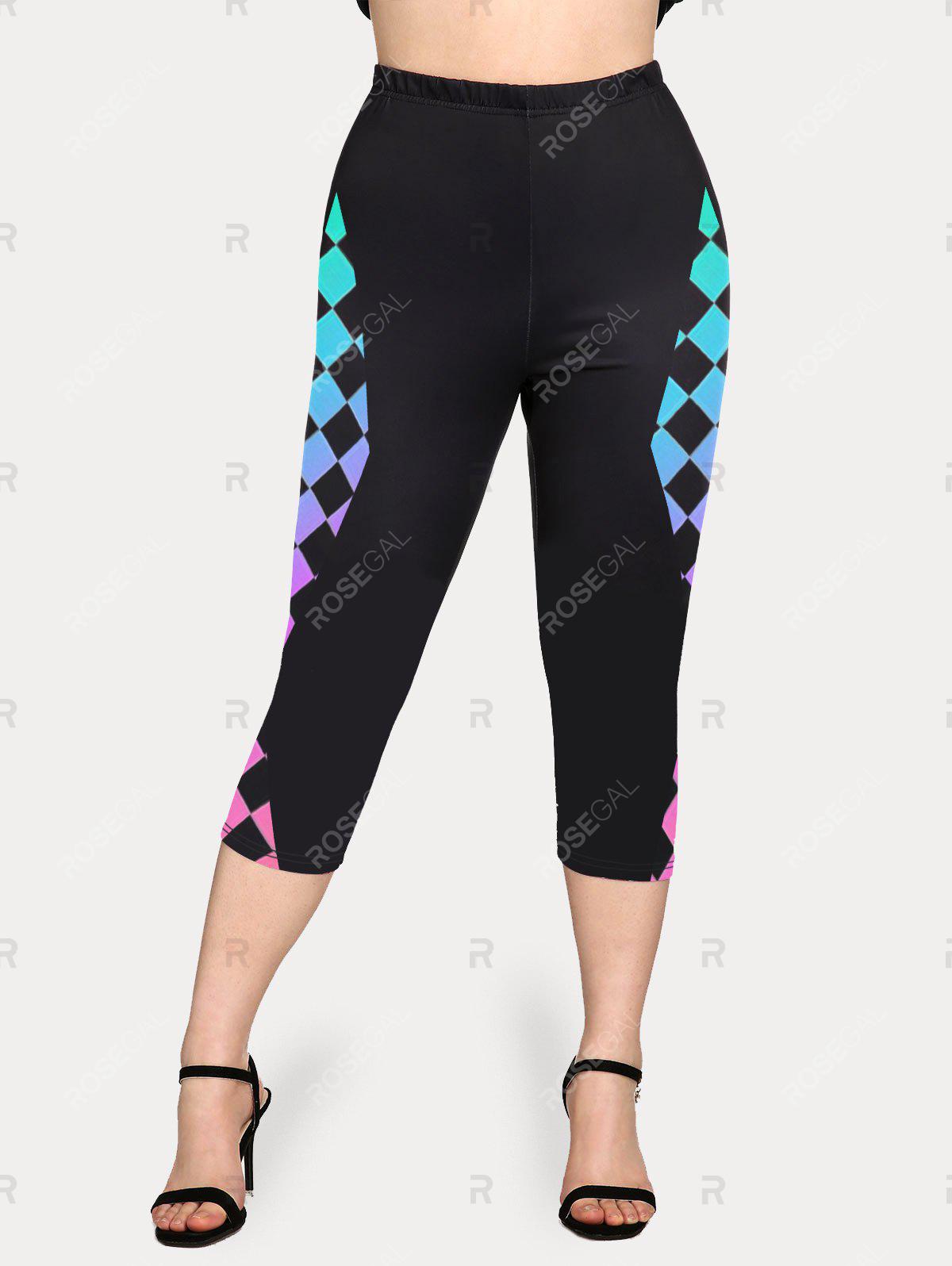 Plus Size & Curve Ombre Geometric High Rise Capri Leggings